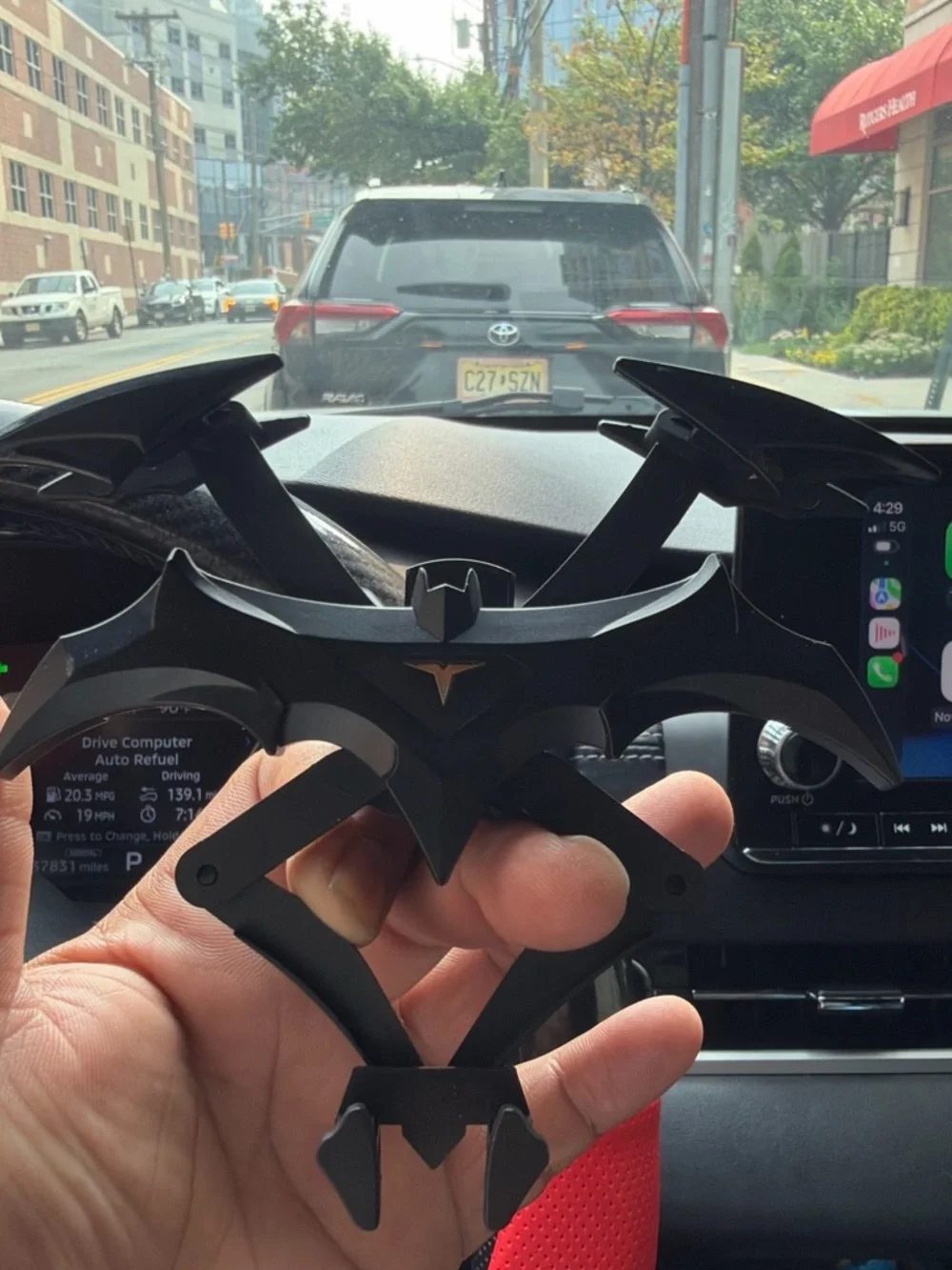Tesla Universal Black Batwing Car Phone Holder - Secure Vent Mount